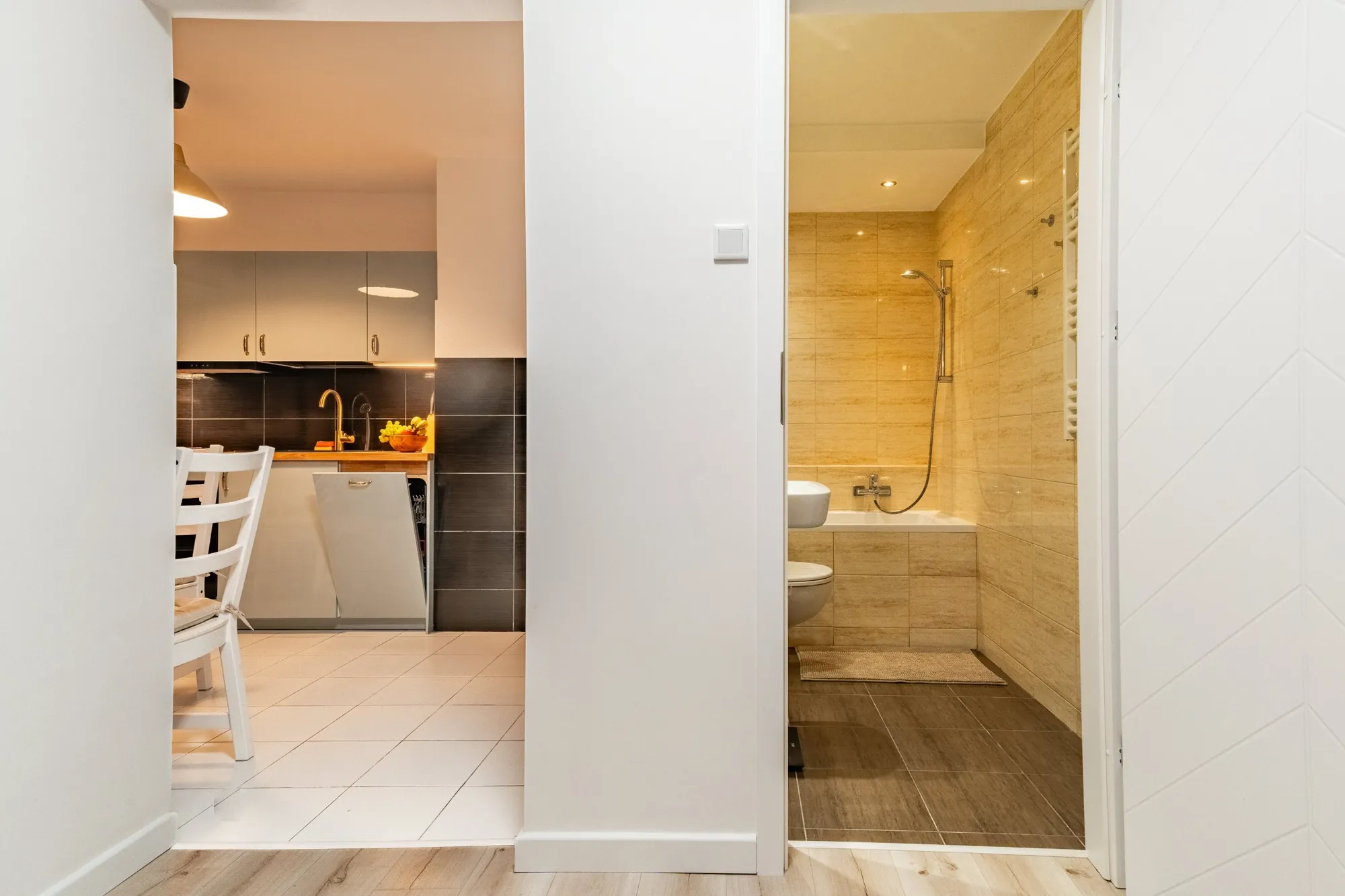Kitchen and bathroom from the hallway